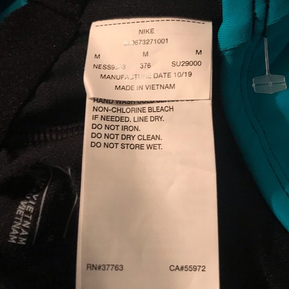 Nike 2 piece Tankini - Picture 8 of 11